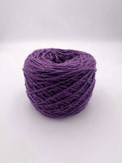 Violettes Polyacrylgarn – leicht, weich und formstabil  - 170g