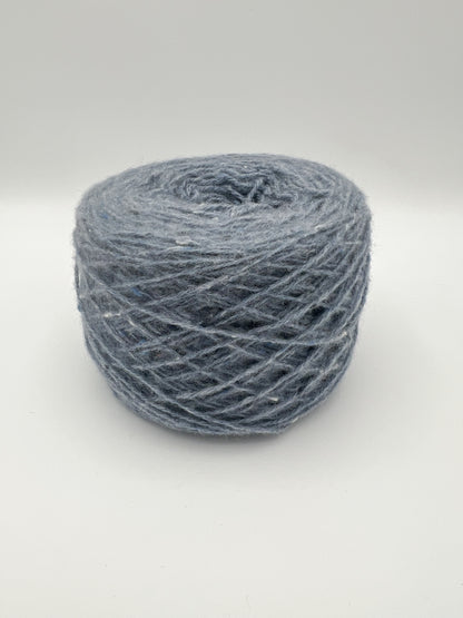 UNDOYARN - Rauchblaue Wolle - 245g