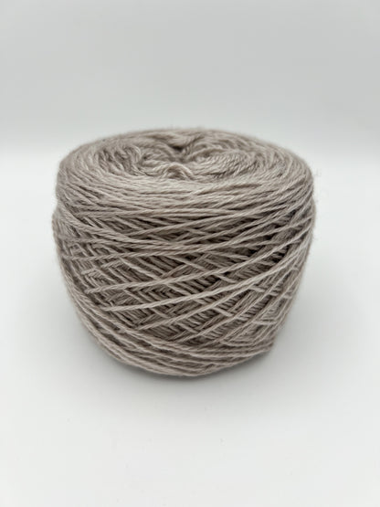 UNDOYARN - Greige mit Wolle und Tencel - 335g
